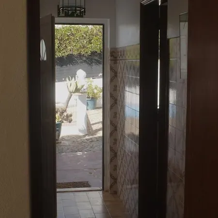 Casa Fernandes - 1 Luz